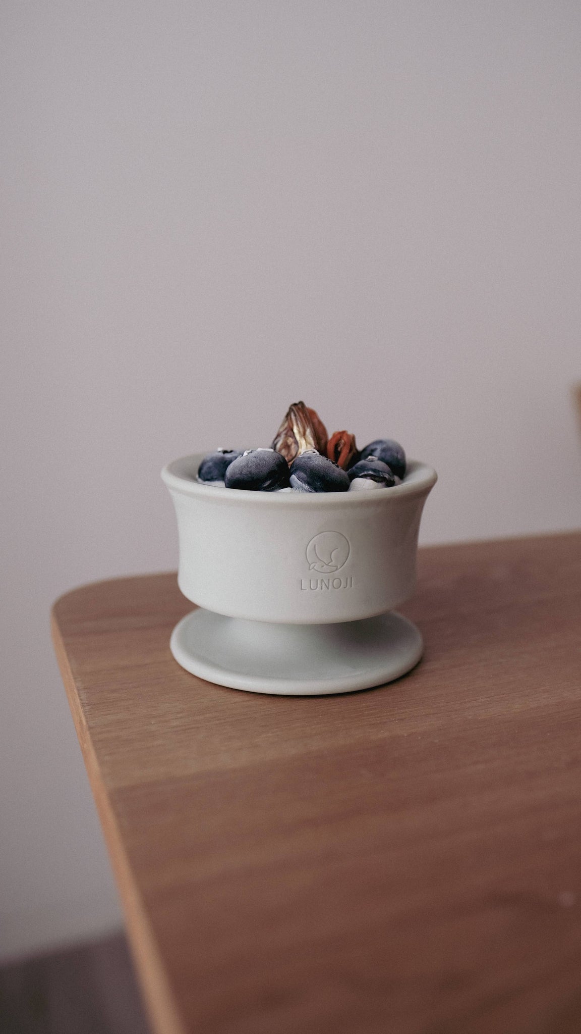 Lunoji - CHEWDEN Trove: Dog Enrichment Feeder | Frozen Treat Cup: Pastel Lilac
