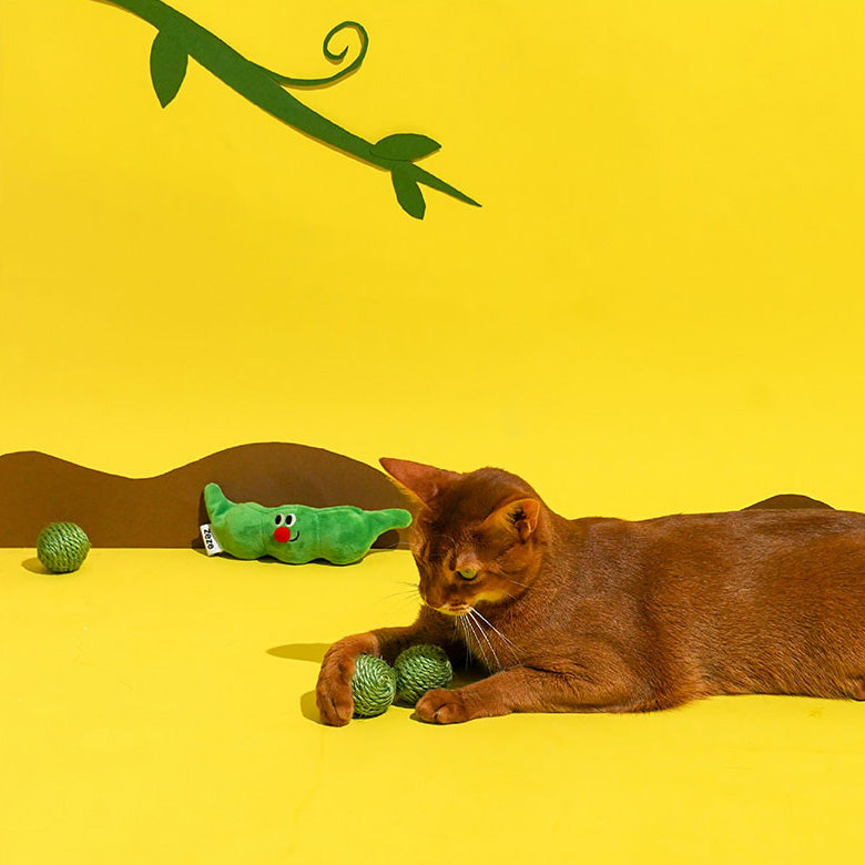 ZEZE Green Pea Sisal Ball Cat Toy